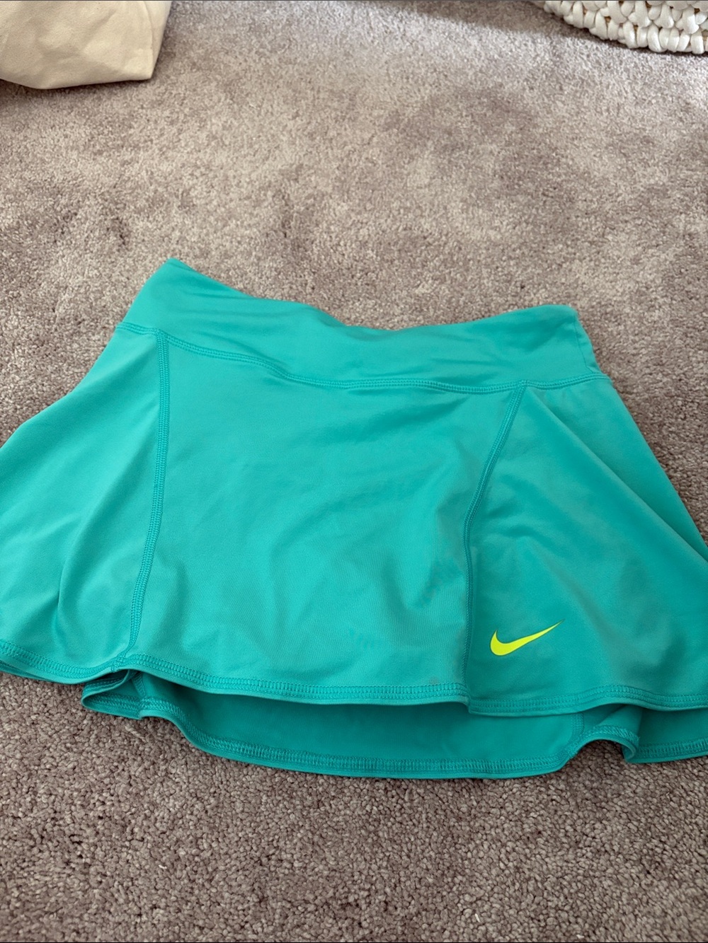 Nike Women's Teal tennis/athletic Skirt with Lime Swoosh